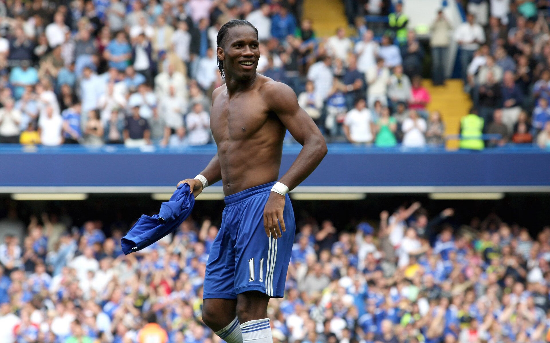 跨国电竞赛事组委会达成合作，共享资源，电竞跨界合作